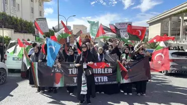 Başakşehir'de Gençlik Yürüyüşü ile Filistin Direnişine Destek