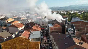 İnegöl'de Çatı Yangını Kontrol Altına Alındı