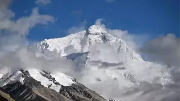 Everest'te Kar Fırtınası: 1 Ölü