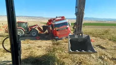 Eskişehir'de Tır Araziye Battı