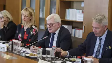 Özgür Özel, Finlandiya Heyetiyle Görüştü