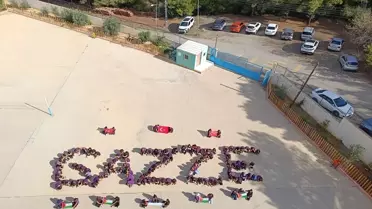 Öğrencilerden Filistin'e Destek Koreografisi