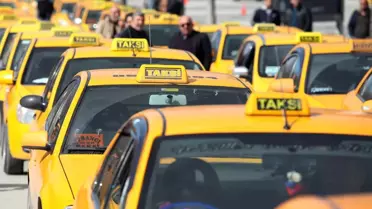 İBB, ihalesini gerçekleştirdiği 250 taksi plakasından 63'ünü sattı