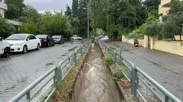 Marmaris'te Şiddetli Sağanak Hayatı Olumsuz Etkiledi