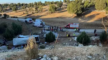 Mersin'de Tarım İşçileri Minibüsü Devrildi: 5 Ölü