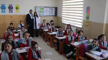 Tekin: Nerede olursa olsun zulüm altında inleyen bir insan varsa hep yanında olduk