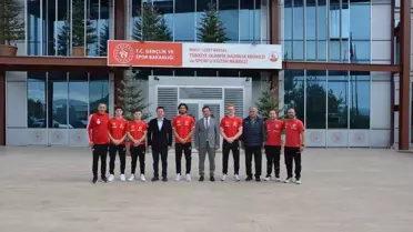 Suat Çelen Milli Sporcuları Ziyaret Etti