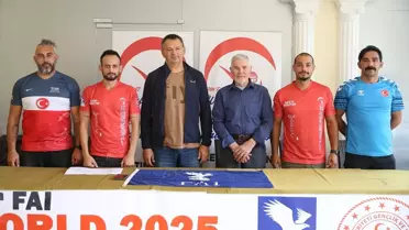 Dünya Yamaç Paraşütü Şampiyonası Alanya'da Başlıyor