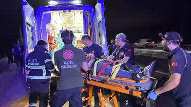 Kahta'da Otomobil Şarampole Devrildi: 2 Yaralı