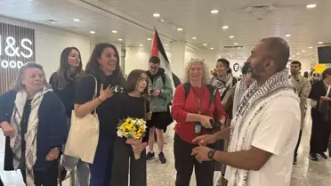 İsrail, Küresel Sumud Filosu'ndan 4 İngilizi Alıkoydu