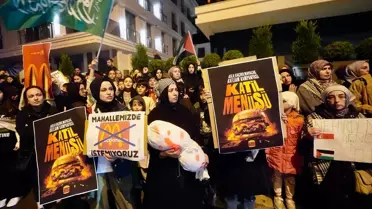 Üsküdar'da McDonald's protestosu: Mahallemizde Yahudi sermayesi istemiyoruz
