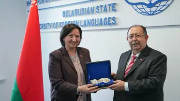 YSK Başkanı Yener, Minsk'te Türk Dili Merkezi'ni Ziyaret Etti