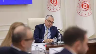 Bakan Işıkhan'dan Sendikal Haklar Vurgusu