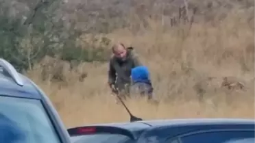 Eski eşine silahla rehin aldı, güçlükle ikna edildi