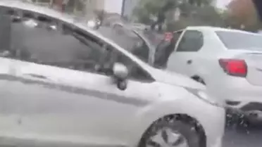 Kadıköy'de Sürücüler Arasında Tartışma