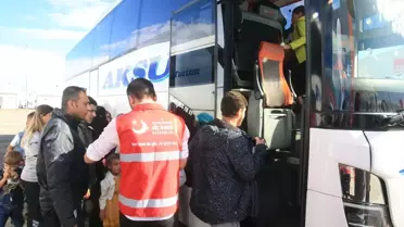 Türkiye'deki Suriyelilerin ülkelerine gönüllü geri dönüşleri sürüyor