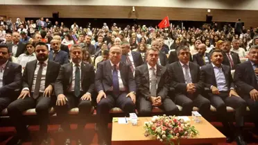 Bakan Tekin: 'Gençlerimize vatan sevgisini sanatla göstermek istiyoruz'