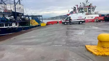 Çanakkale'de Balıkçılar Can Kurtardı