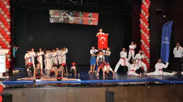 Kars'ta 'Sporun Enleri' Töreni Yapıldı