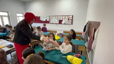 Kız Çocuklarına Hediyeler
