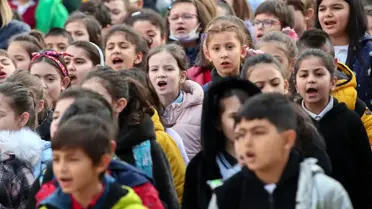 Öğrenciler dikkat! Pazartesi günü tüm okullarda eş zamanlı yapılacak