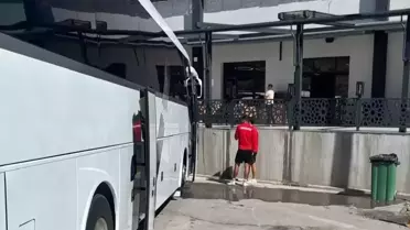 Rakam da hayli komik! 80 yıllık Türk kulübünün futbolcuları lokantada rehin kaldı