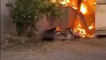 Sivas'ın Kangal ilçesinde yangın: 2 ev, 1 ahır ve samanlık zarar gördü