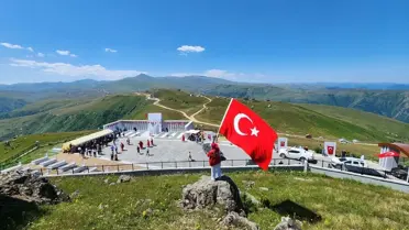 Trabzon'da Harmantepe Şehitliği yolunda çalışmalar devam ediyor
