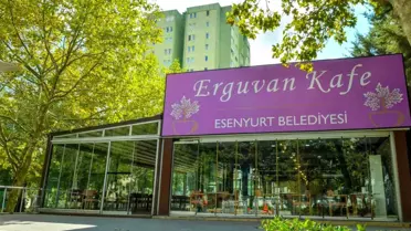 Esenyurt'a Yeni Sosyal Tesis: Erguvan Kafe Açıldı