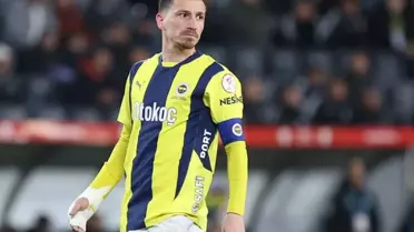 Fenerbahçe'de bir kötü haber de Mert Hakan'a