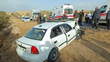 Mardin'de Otomobil Çarpışması: 4 Yaralı