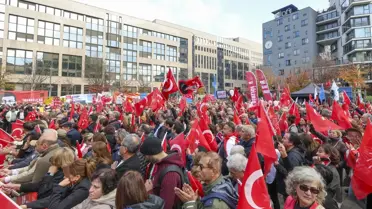 CHP Mitingi Brüksel'de