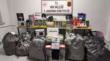 Başkale'de Gümrük Kaçağı Malzemeler Ele Geçirildi