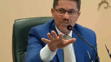 Samsun Büyükşehir Belediyesi'nde Yeni Tramvay Alımları ve Sendika İddiaları Görüşüldü