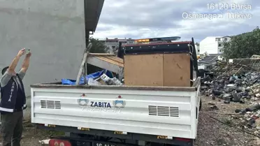 Bursa'da Taraftarlar için Hazırlanan Bozuk Gıda Ürünleri Ele Geçirildi