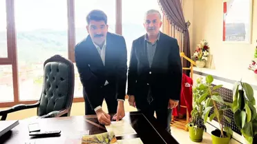 Kaymakam, görev yaptığı ilçenin futbol takımına transfer oldu