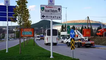 Kocaeli Büyükşehir Belediyesi, Kocaelispor Stadyumu İsim Sponsorluk Tabelalarını Yeniledi