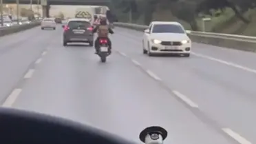 Geri Giden Otomobil Trafiği Tehdit Etti