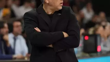 Merkezefendi Basket, Efes'e Yenildi