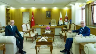 Valiler Barış Duman'ı Ziyaret Etti