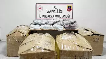 Başkale'de Gümrük Kaçağı Malzeme Ele Geçirildi