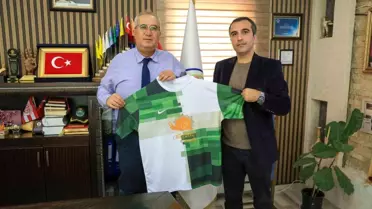 Çameli MYO Takımına 'Cittaslow Çameli' Forma Desteği