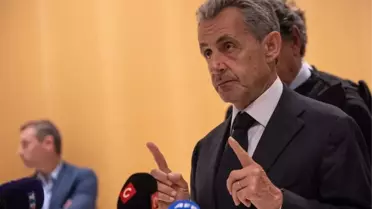 Sarkozy, Cezaevine Girecek