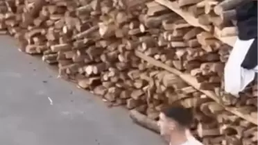 Küçükçekmece'de Bıçaklı Kavga: 5 Yaralı