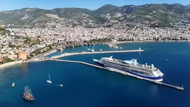 Kruvaziyer Alanya'ya Geldi