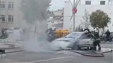 Çayırova'da Otomobil Yangını