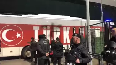 Türkiye - Gürcistan Maçı İçin Stada Giriş Yaptılar