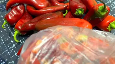 Bayburt'ta Kadınlar Kış Hazırlıklarına Başladı