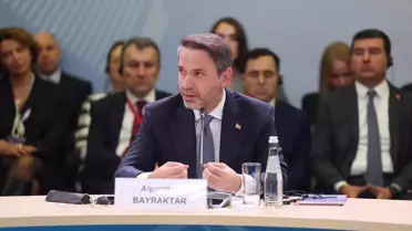 Enerji Bakanı Bayraktar Moskova'da Görüşmelerde Bulundu