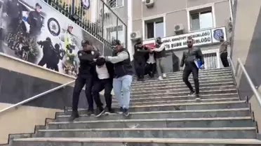Kuyumcuları Darp Edip Altın Çaldılar